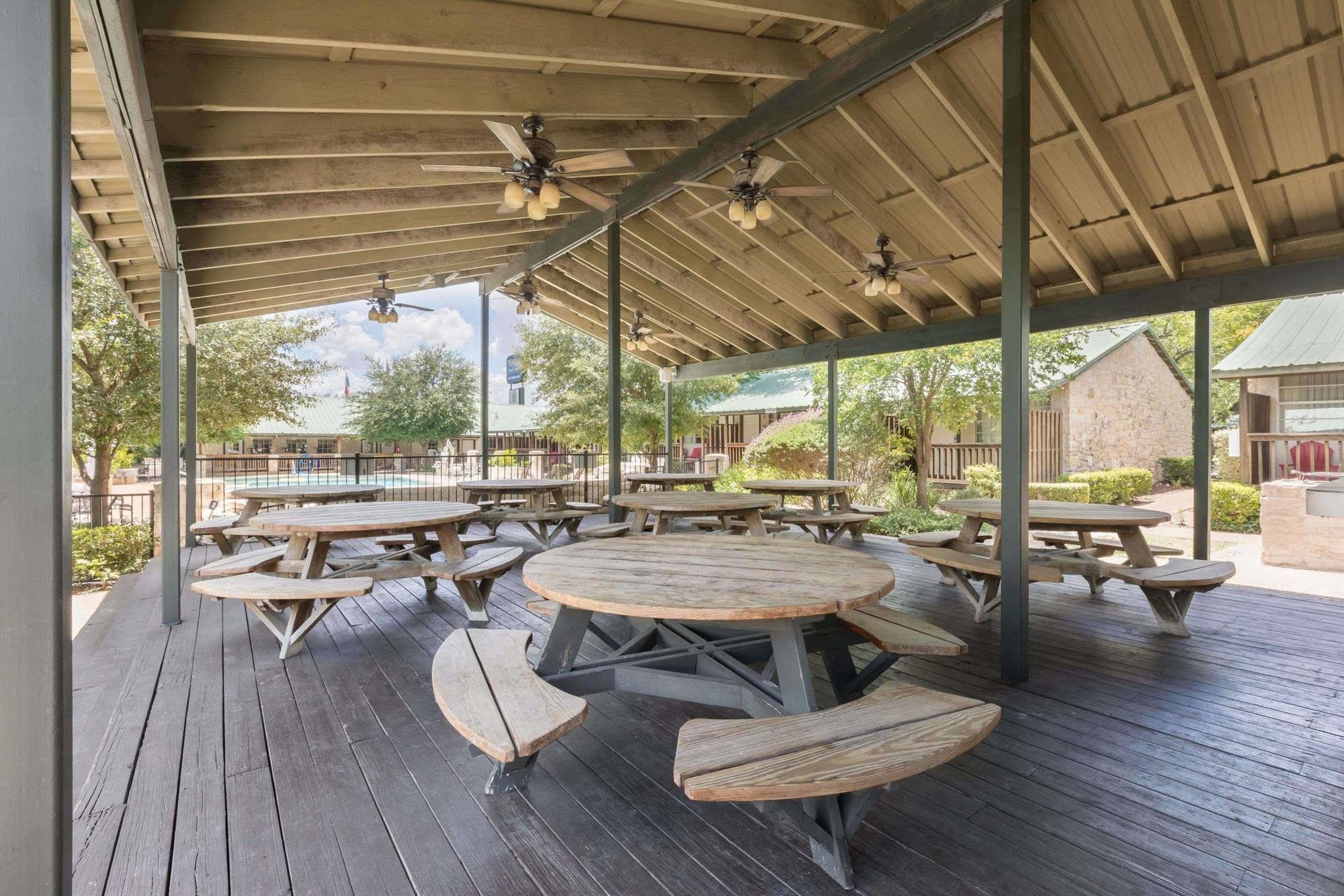 Hotel Salado Creek