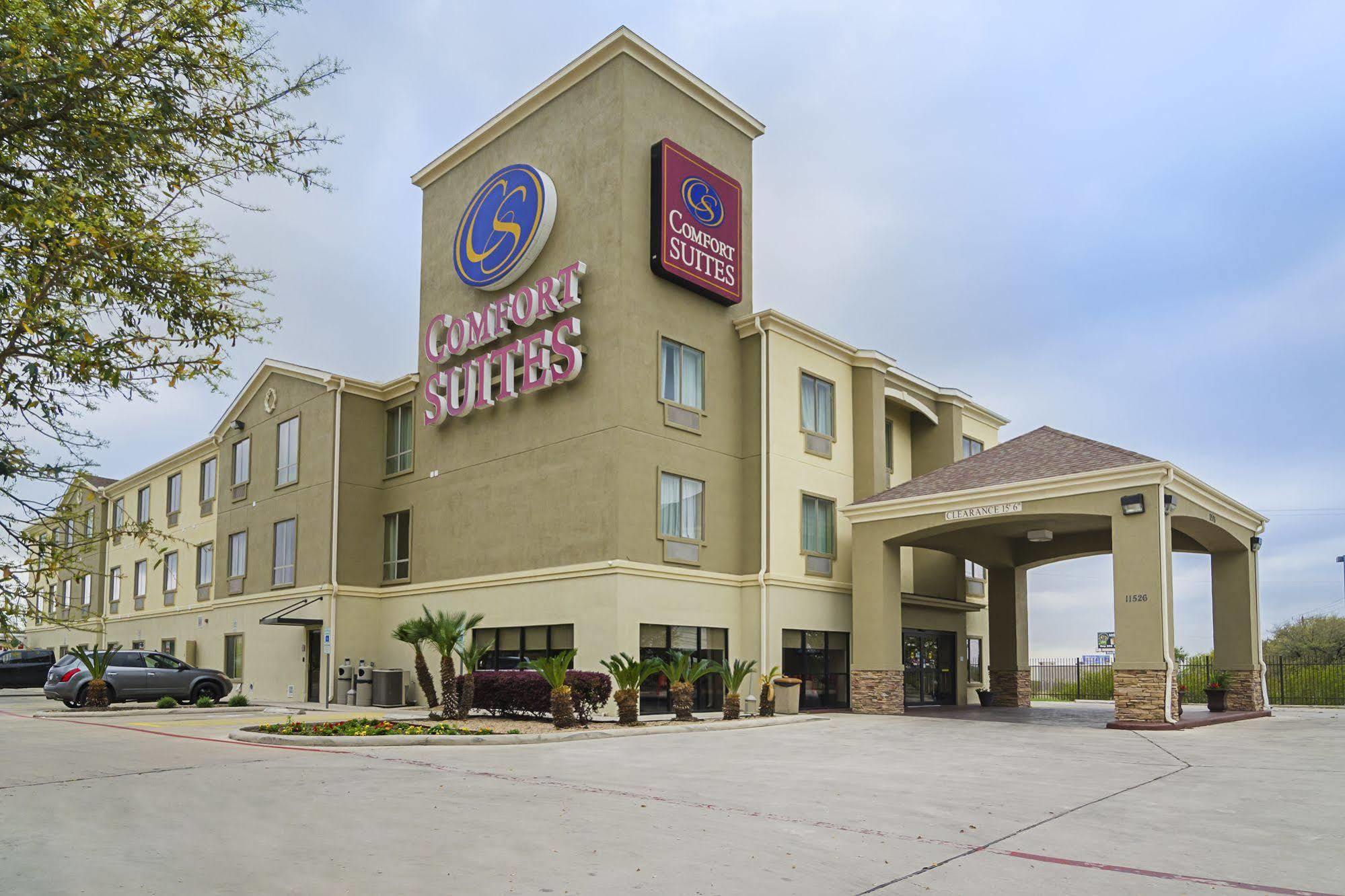 Hotel Red Roof Northeast 3*