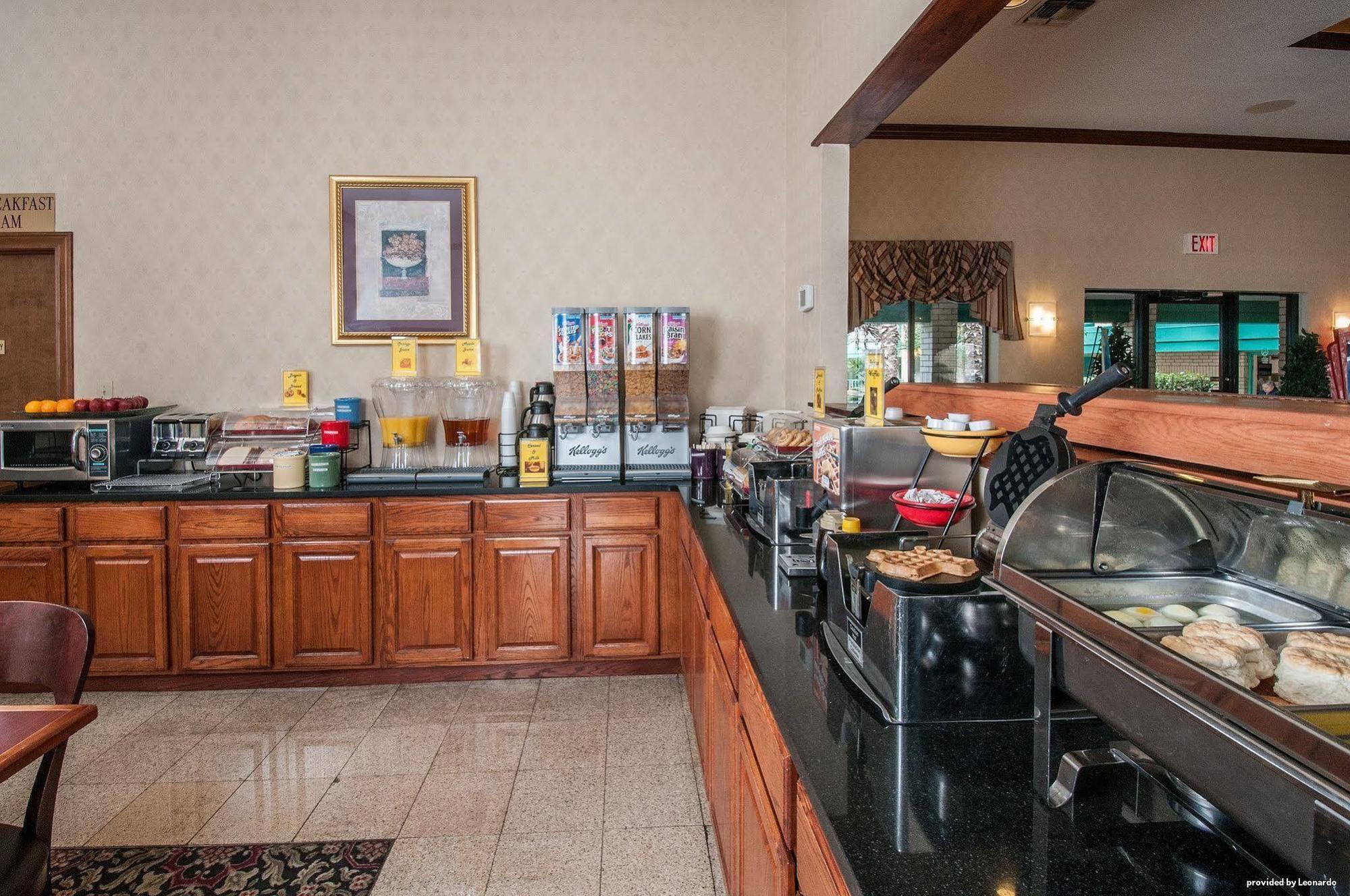 Western Near Lackland Afb Seaworld Motel 3*