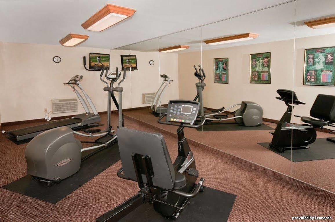 Western Near Lackland Afb Seaworld 3*