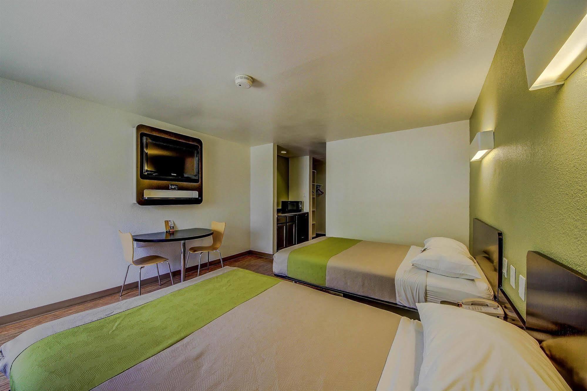 Park By Radisson 2*