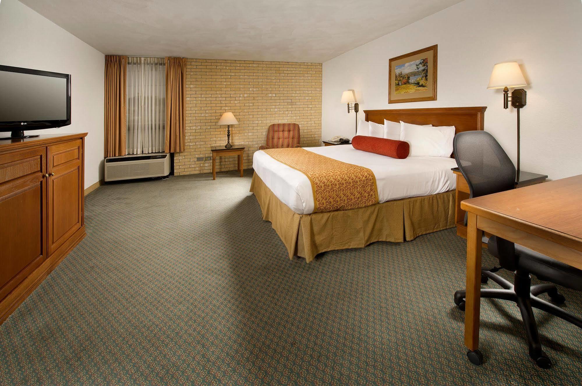 Hotel Pear Tree Northwest Medical Center