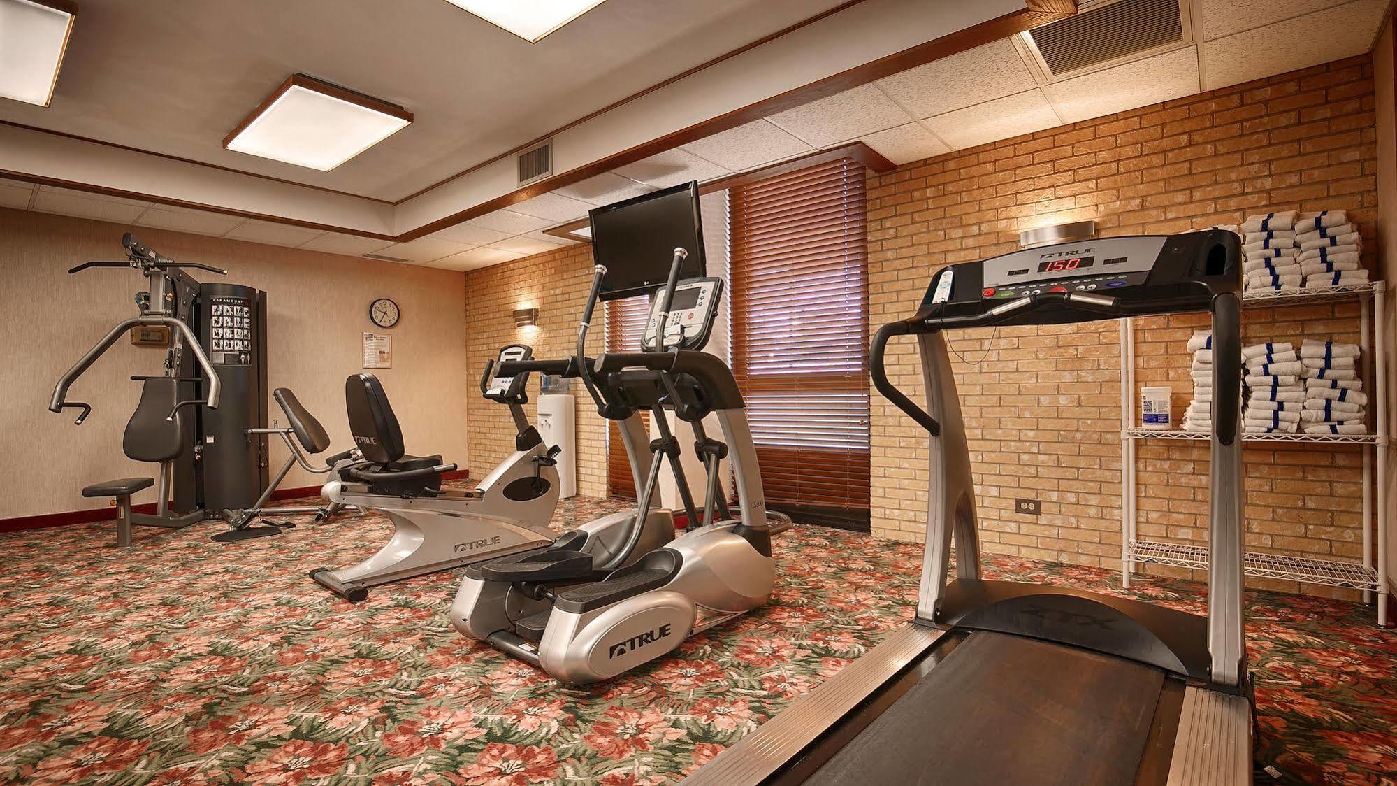 Pear Tree Northwest Medical Center 3*