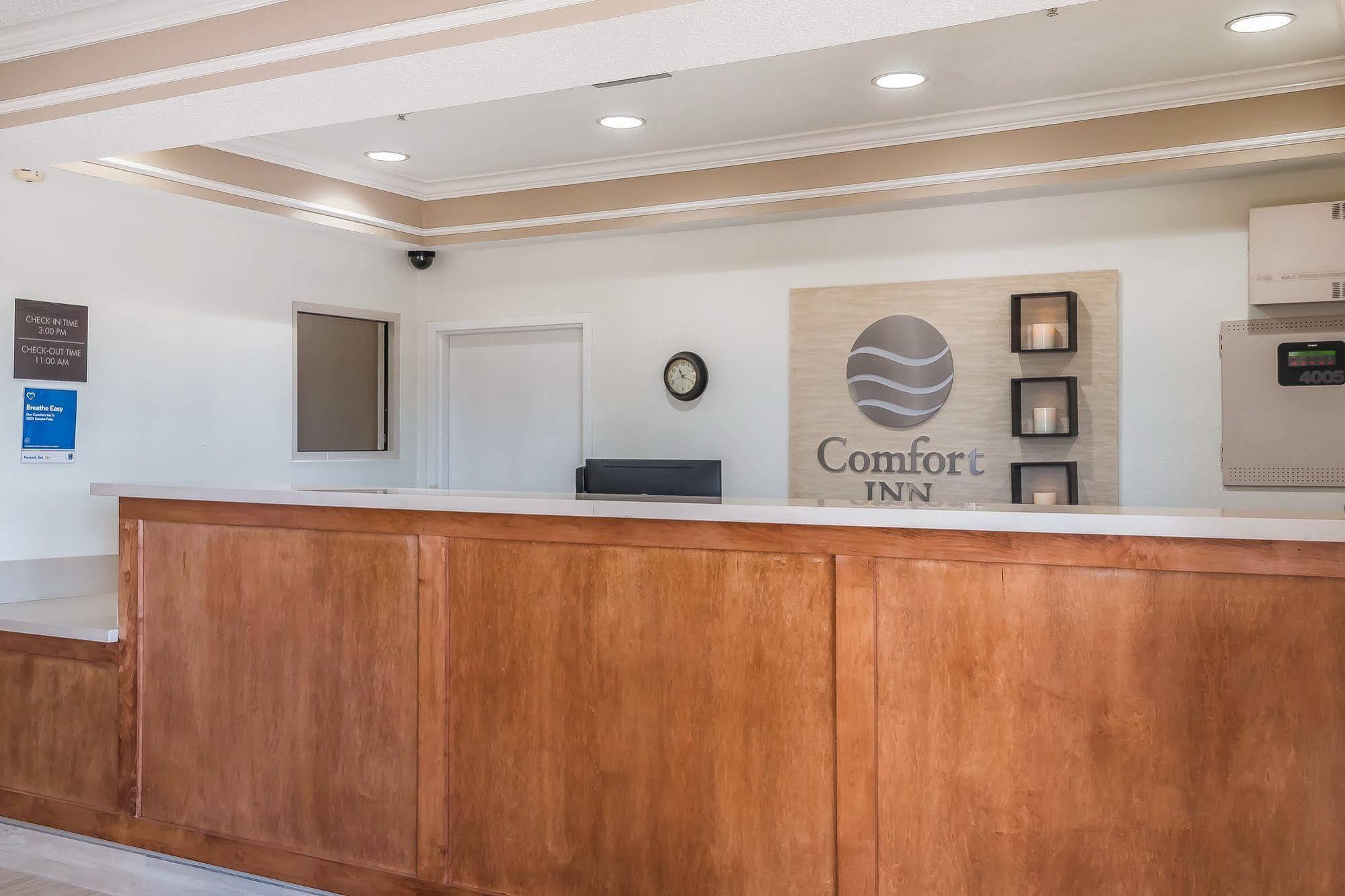 Comfort I-10 East Near At&t Center Hotel San Antonio