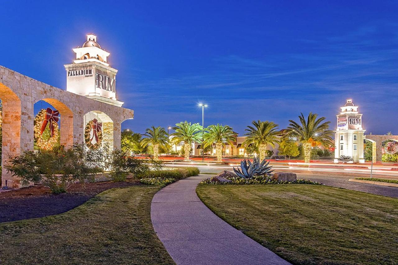 Holiday home Gateway Casita - Sleeps 12, 5 Minutes To Lackland San Antonio