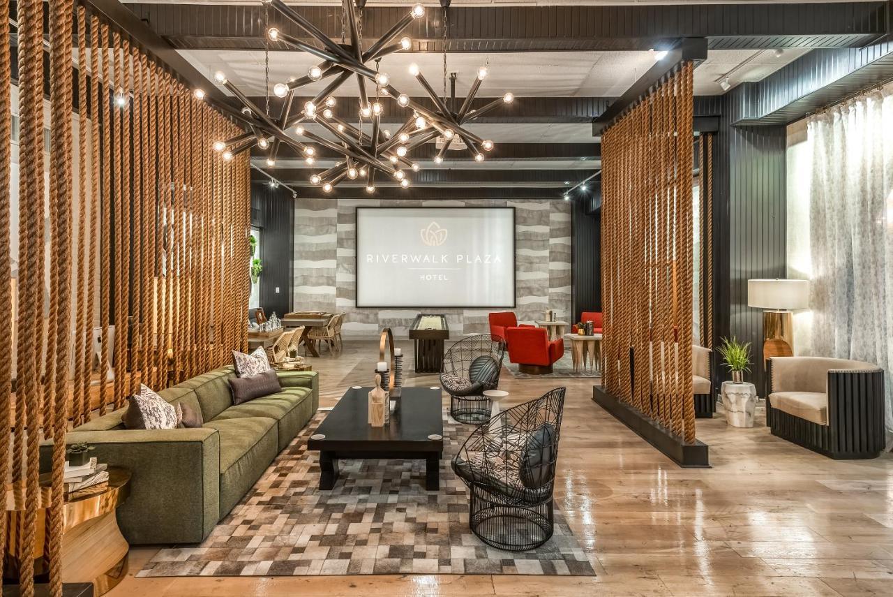 Hotel Riverwalk Plaza 3*