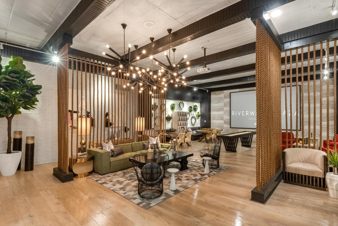 Hotel Riverwalk Plaza 3*