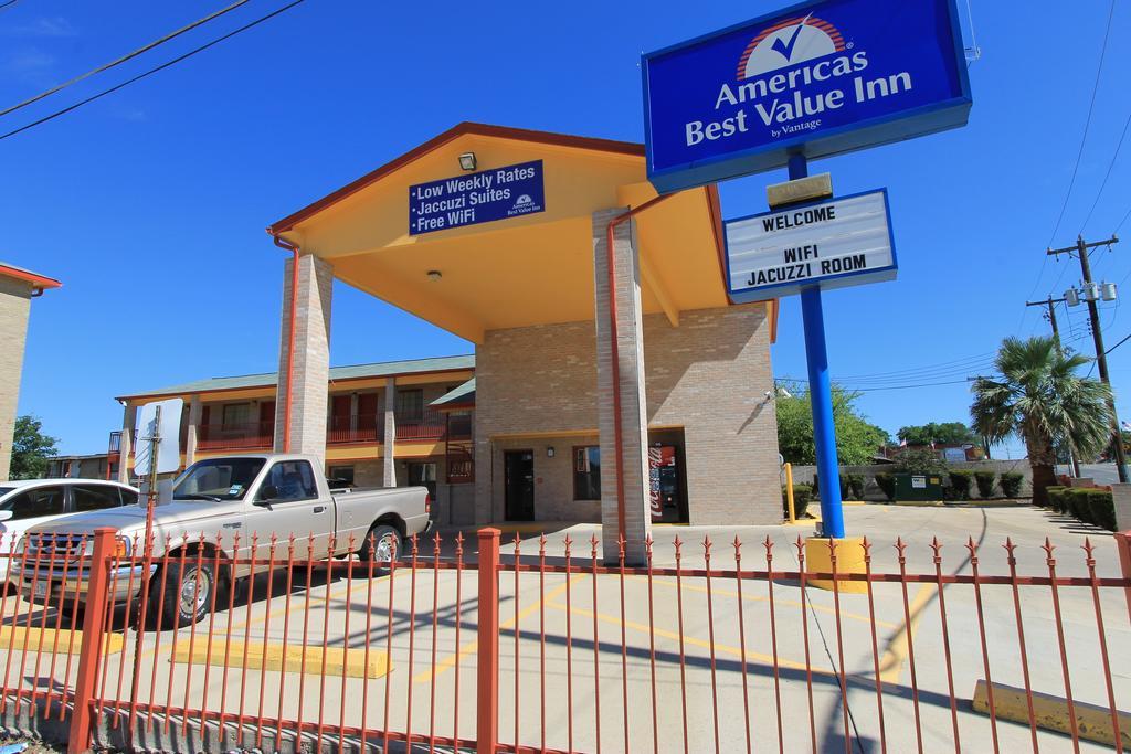 Americas Value San Antonio/lackland Afb 2* San Antonio