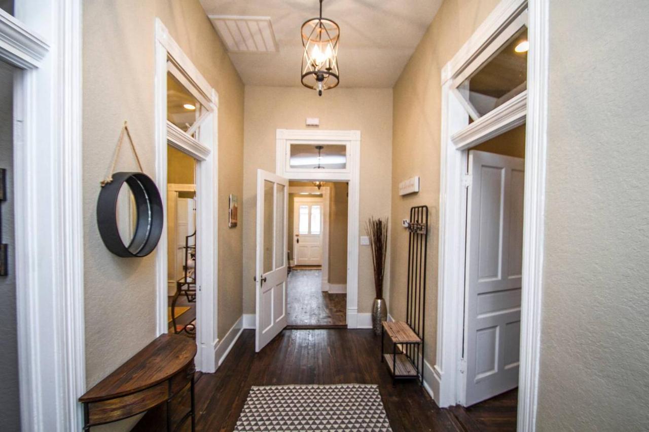 Holiday home Wyoming St Restored Historic 2br/1ba Downtown