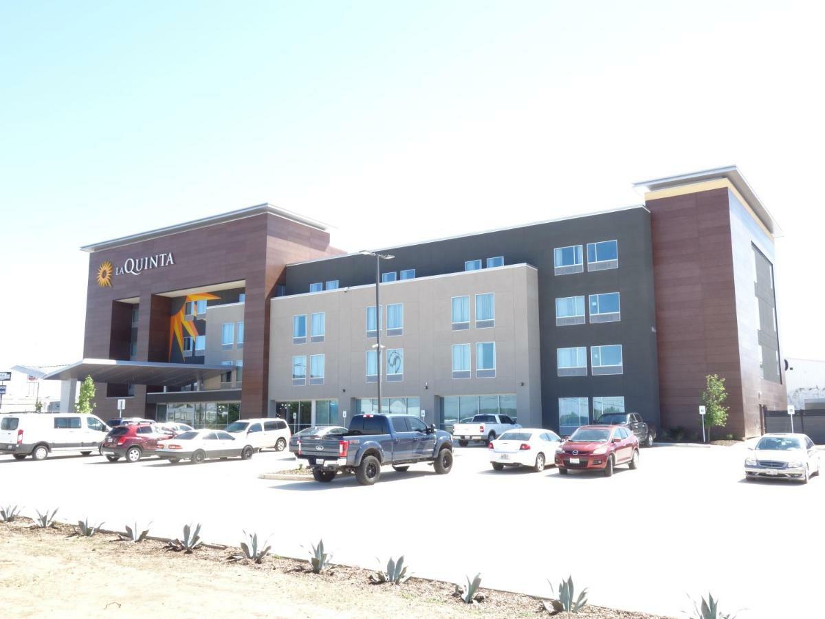 La Quinta By Wyndham Alamo