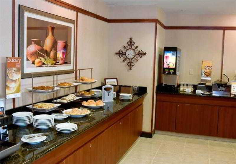 Courtyard By Marriott North Stone Oak At Legacy 3*