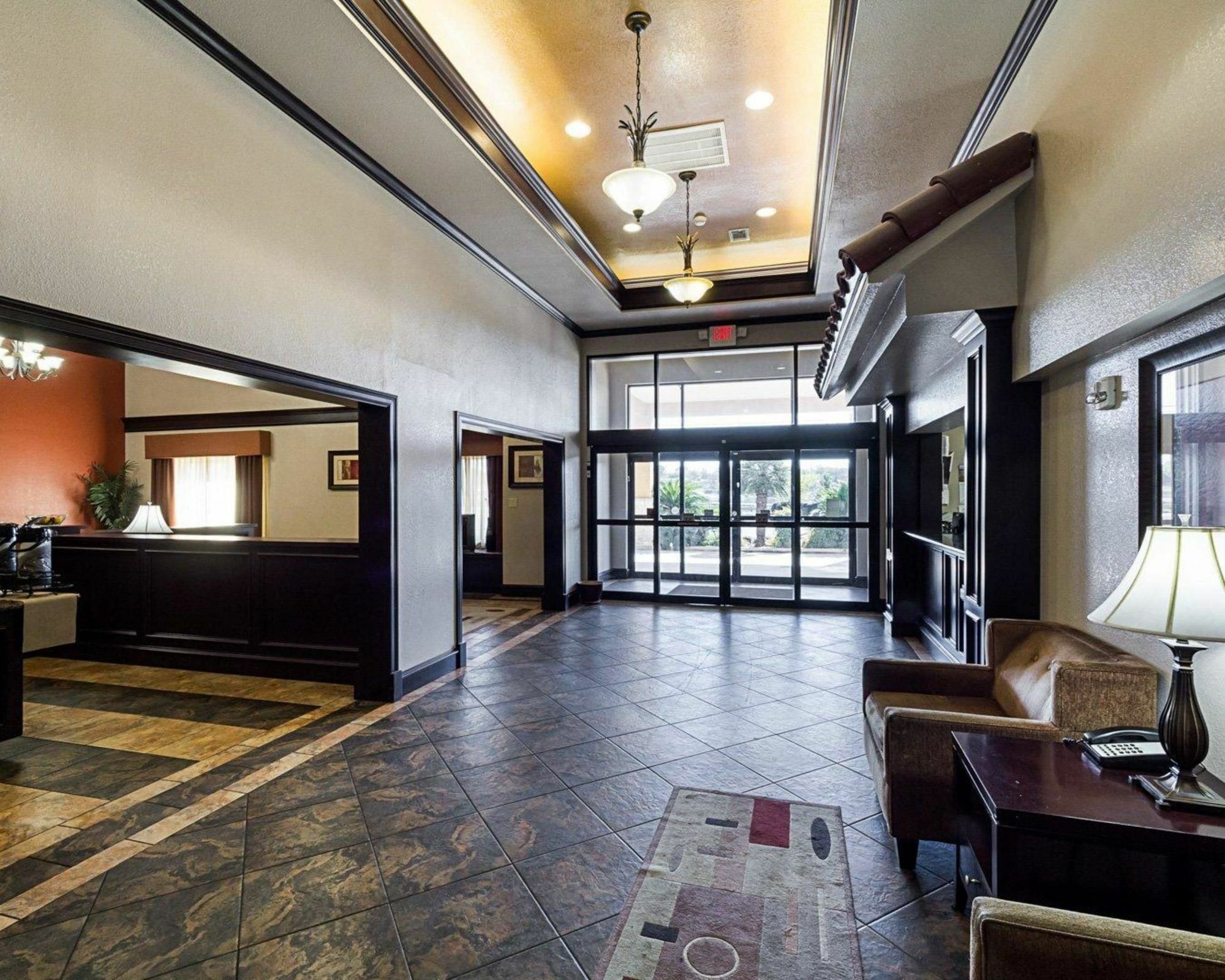 Hotel Surestay By Western North