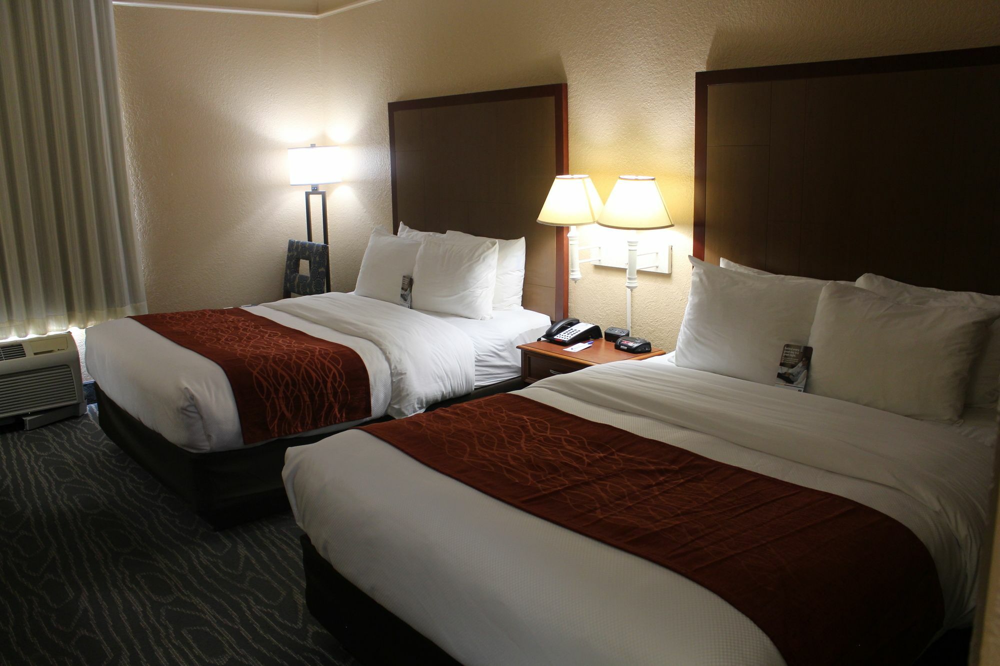 Hotel Comfort & Near Six Flags & Medical Center