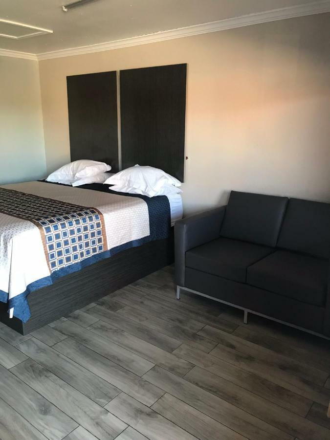 Southtown S.a. Motel 2*