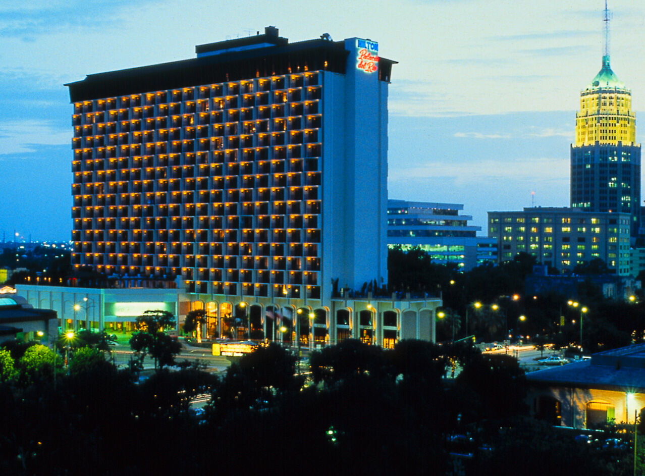 Hotel Hilton Palacio Del Rio 4*