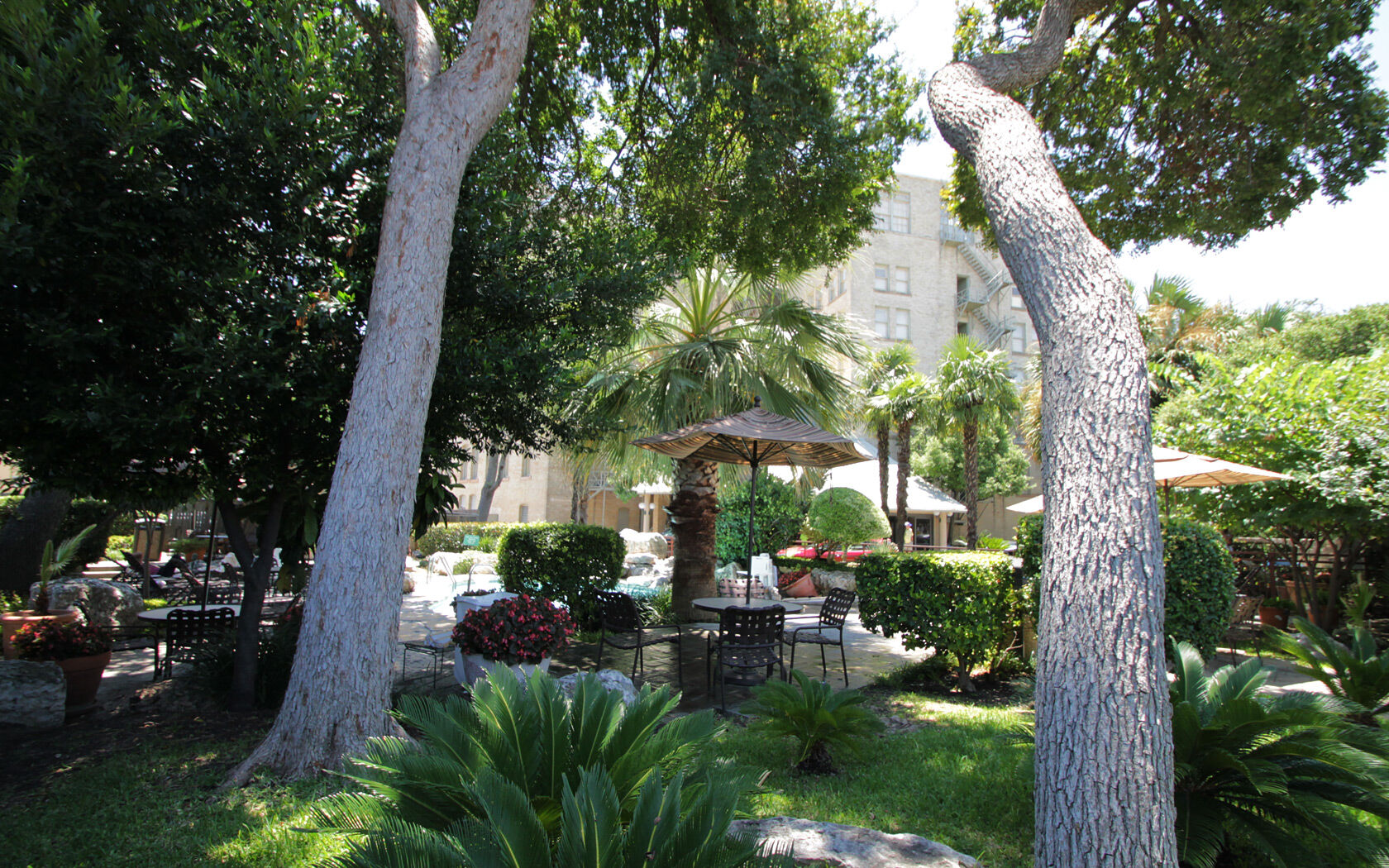The Crockett Hotel