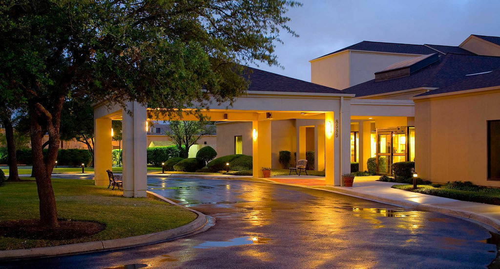 Hotel Courtyard By Marriott Medical Center 3*