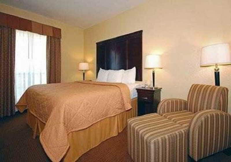 Spark By Hilton Near Seaworld
