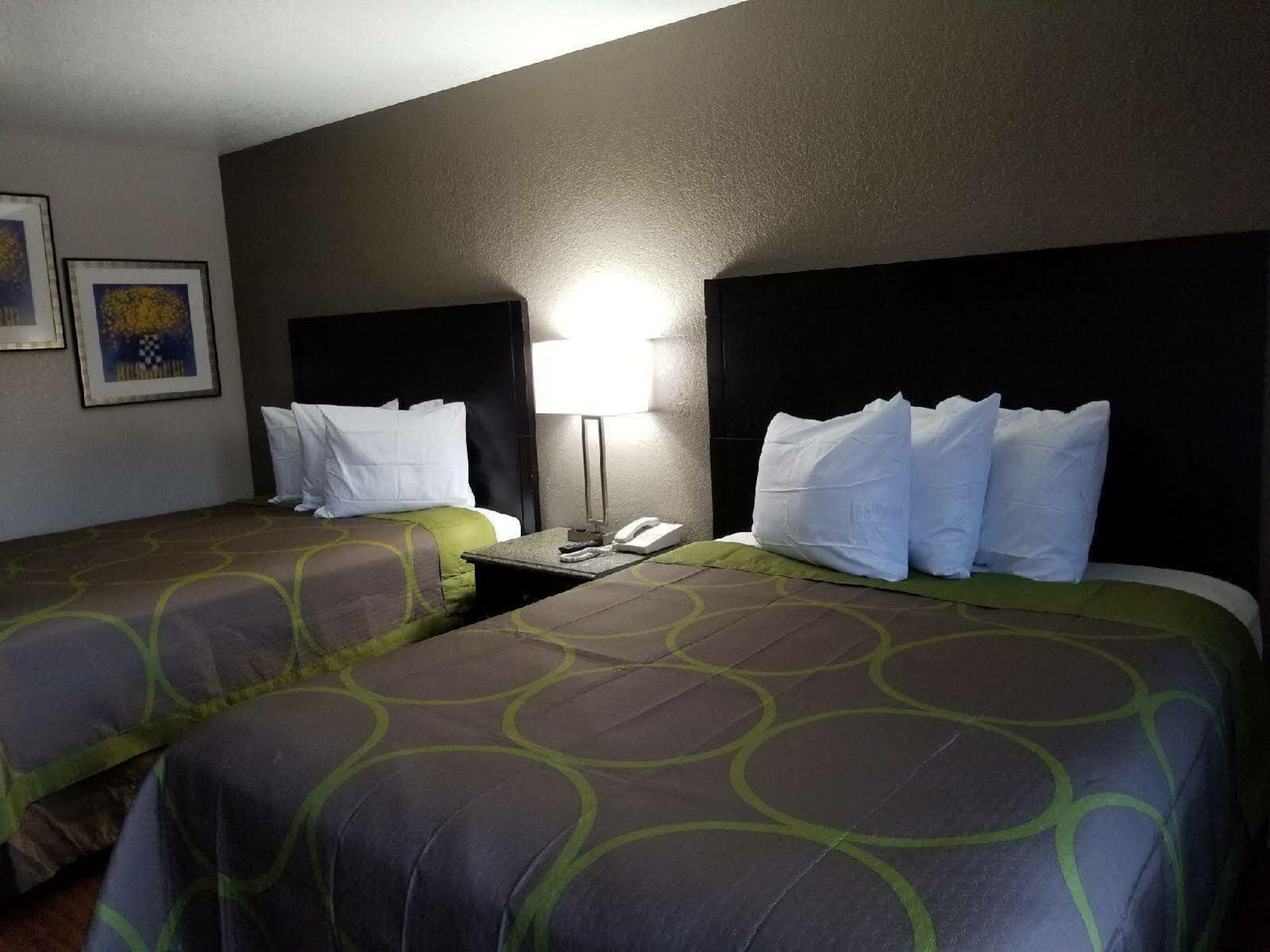Motel Super 8 By Wyndham Pearl District Downtown
