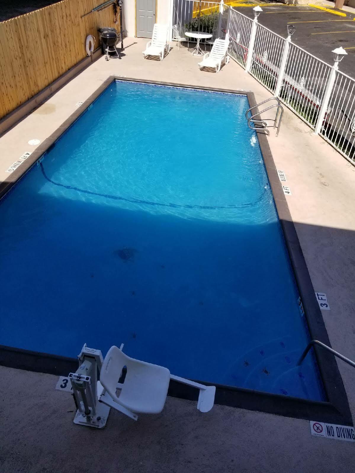 Motel Super 8 By Wyndham Pearl District Downtown 2*
