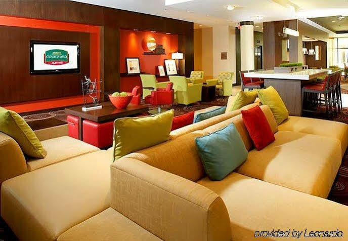 Courtyard By Marriott Six Flags At The Rim Hotel 3*
