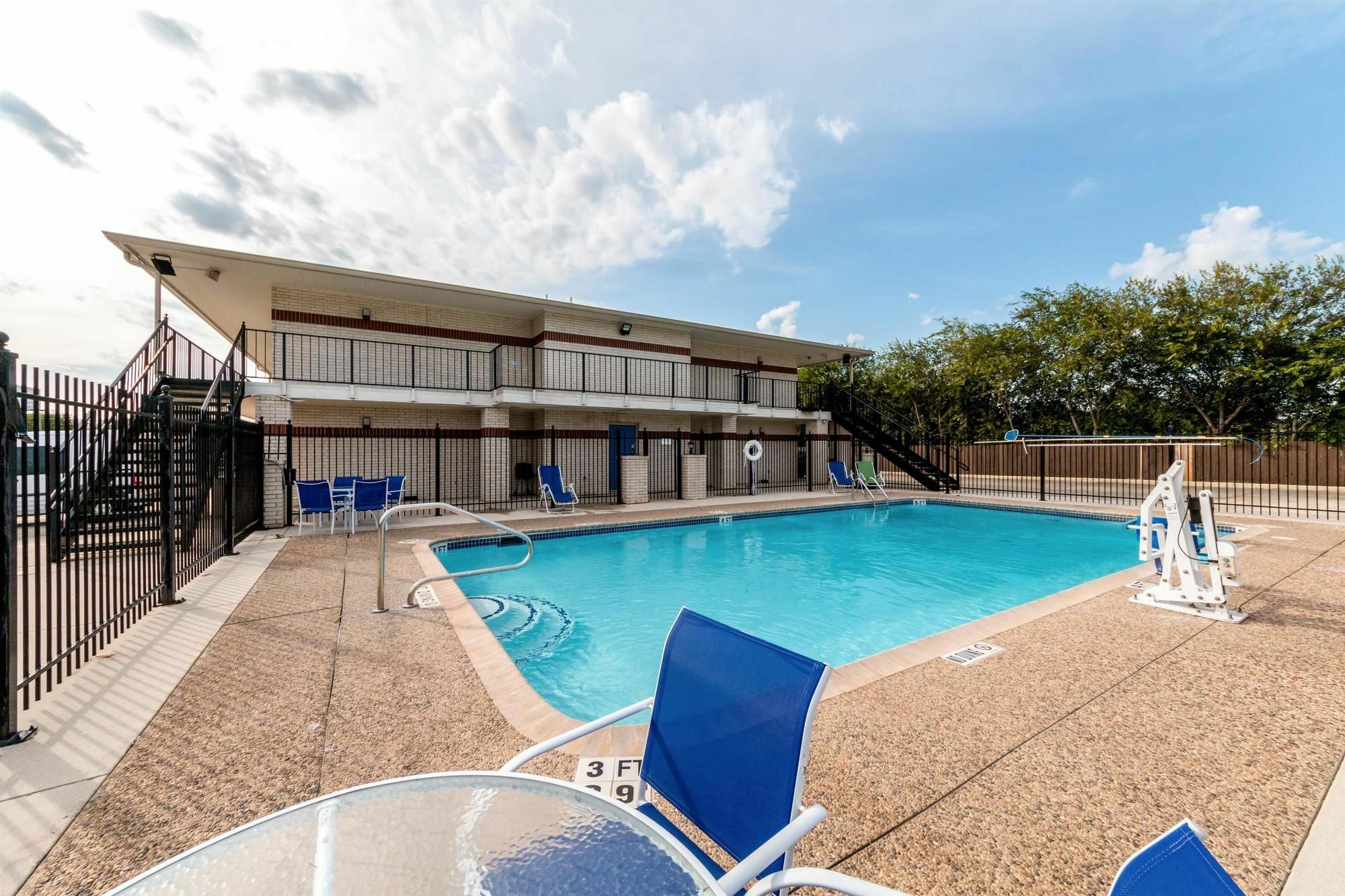 6-san Antonio, Tx - South Ww White Rd Hotel 2*
