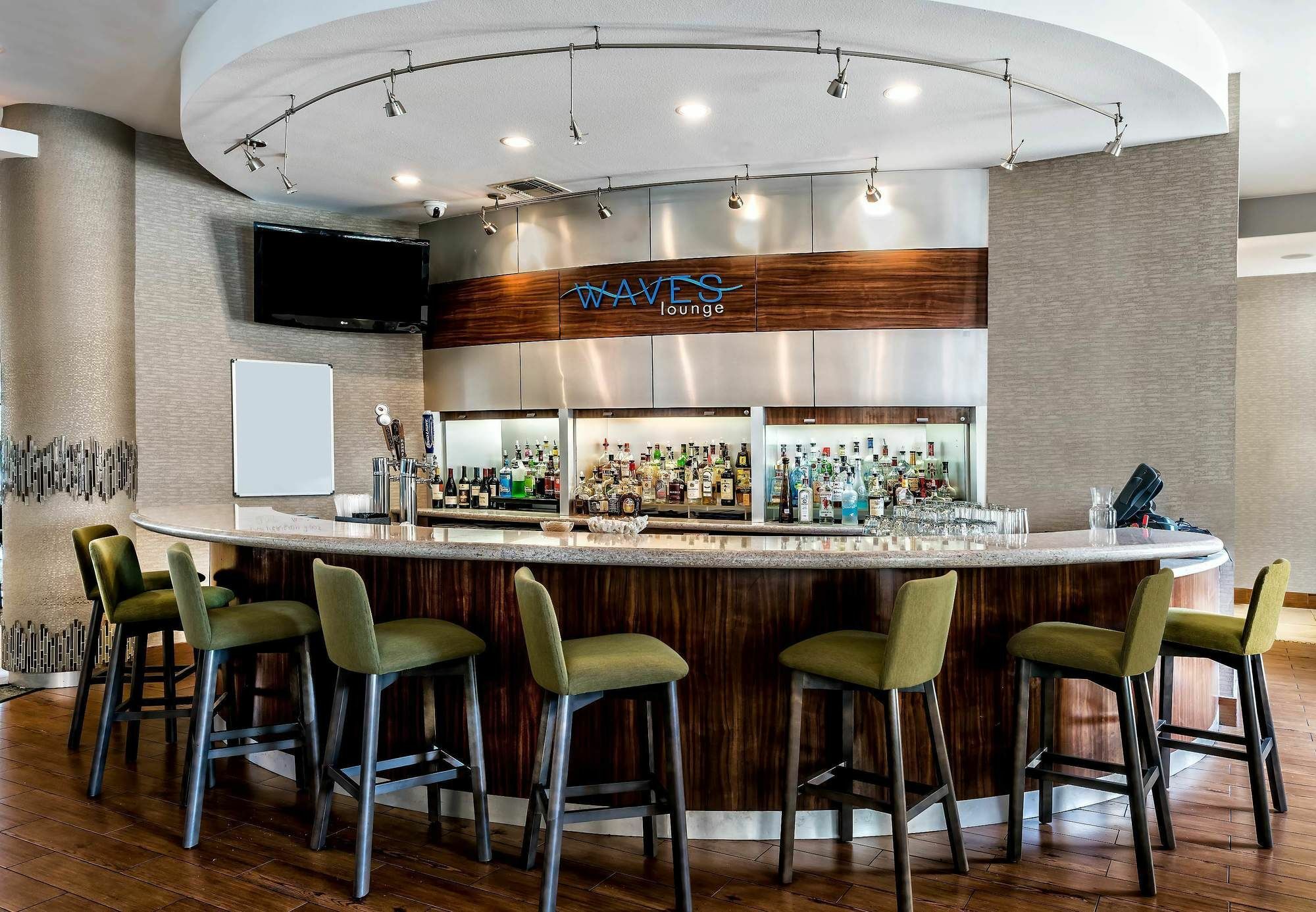 Courtyard By Marriott Seaworld/westover Hills Hotel