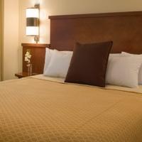 Hyatt Place Riverwalk Hotel