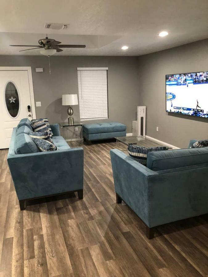 Holiday home Downtown Contemporary Yet Cozy Fun *