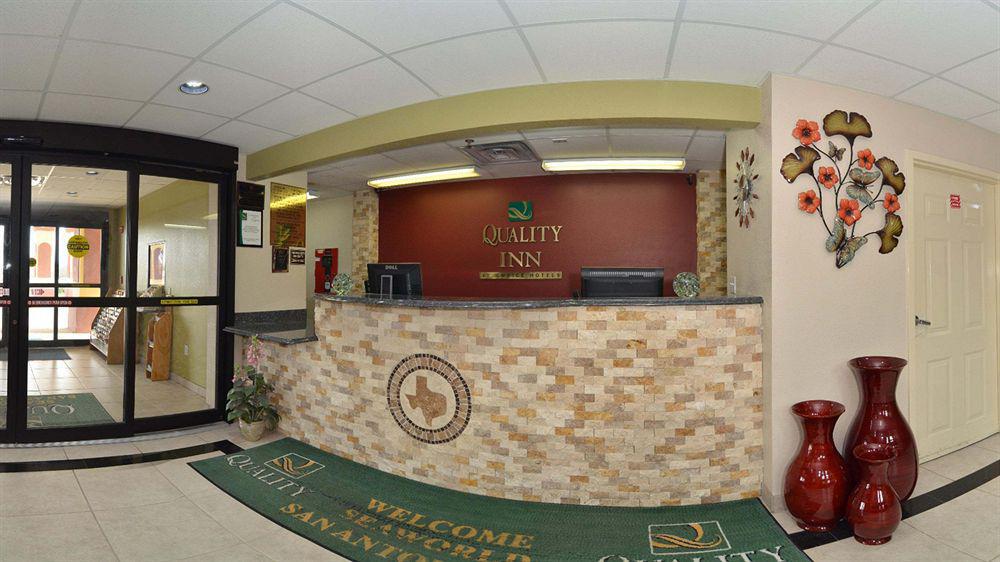 Quality Near Seaworld - Lackland Hotel