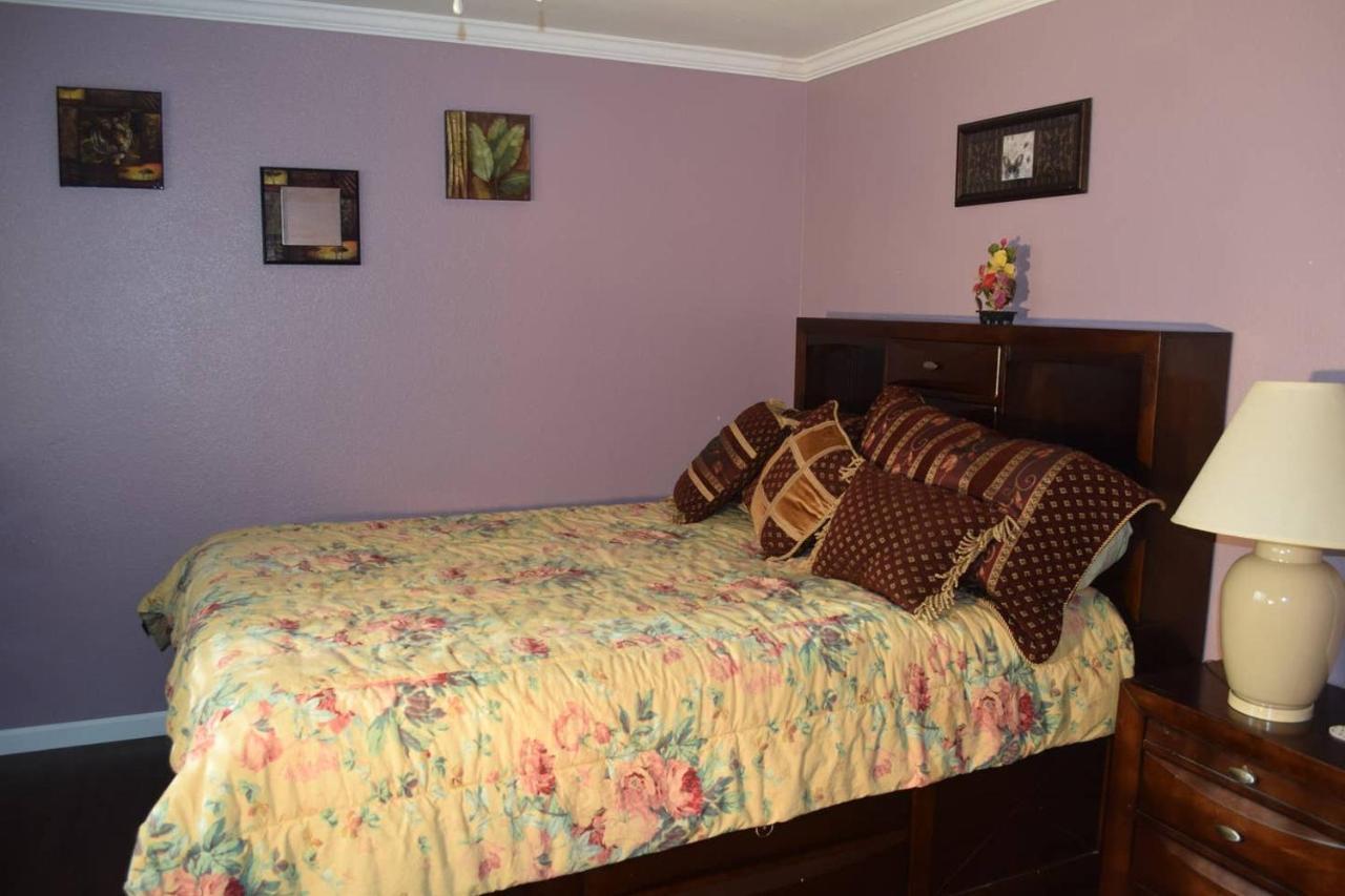 Your Ideal Getaway Home! Close To Utsa & Six Flags *