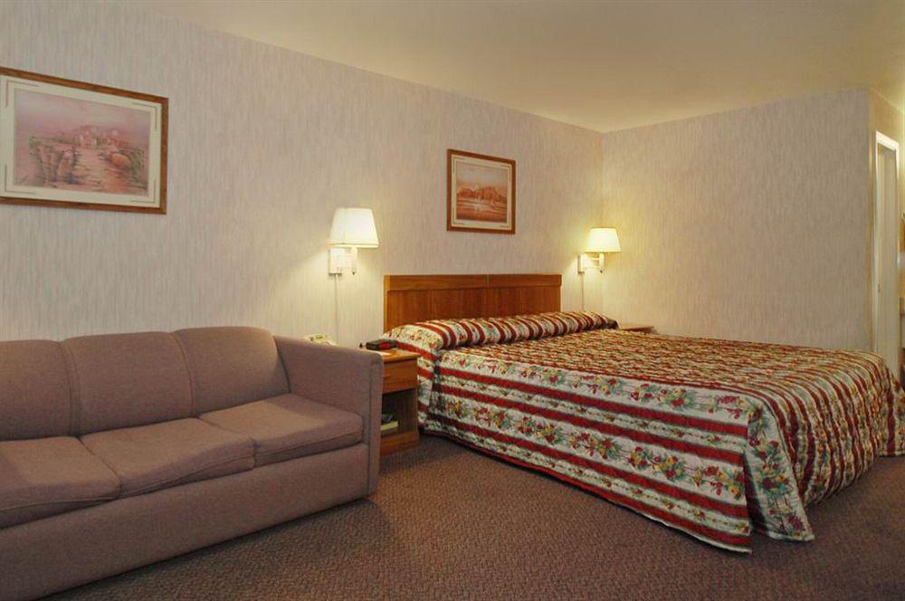6-san Antonio, Tx - South Ww White Rd Hotel