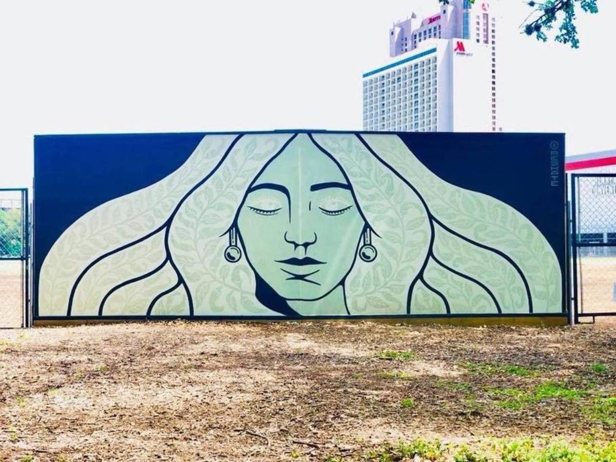 Florida #a St Near Downtown *
