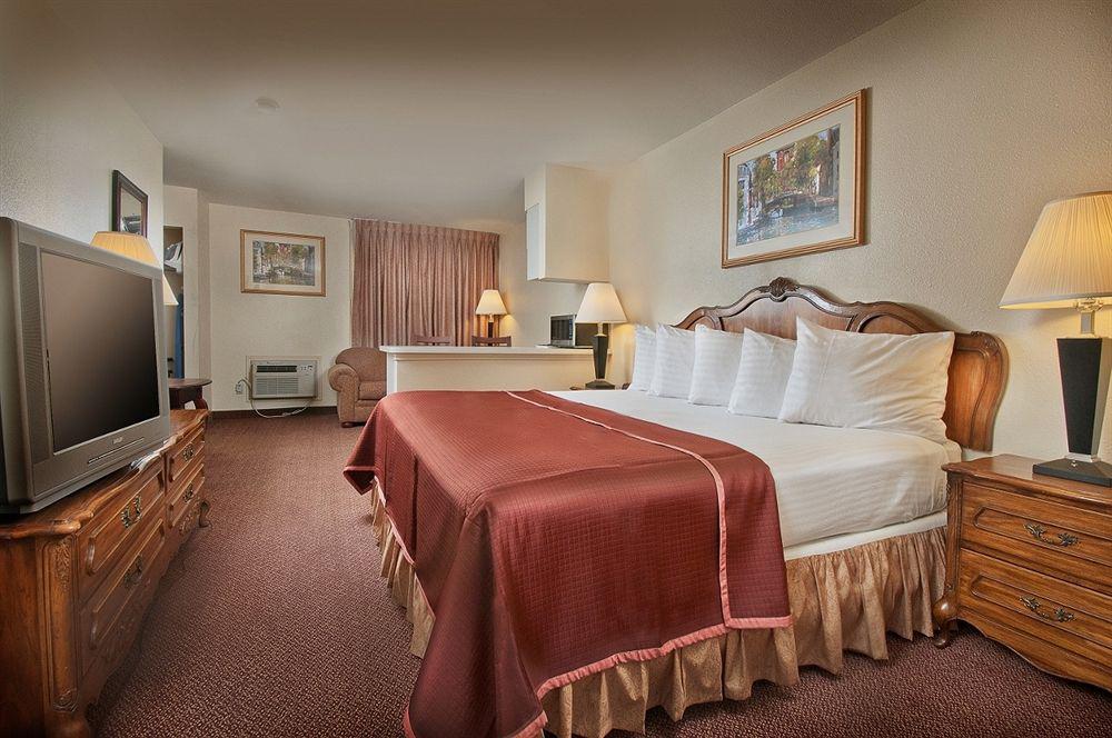 Western Near Lackland Afb Seaworld Motel San Antonio