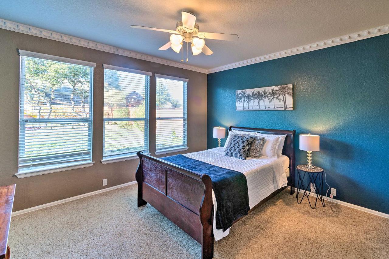 Holiday home Spacious - 5 Miles To Seaworld! *