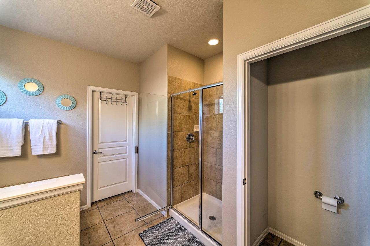 Holiday home Spacious - 5 Miles To Seaworld! *