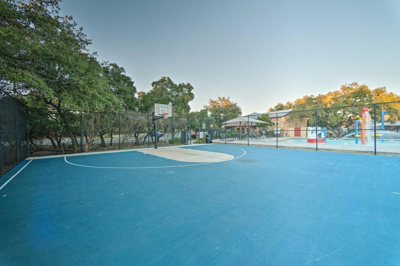 Spacious - 5 Miles To Seaworld! * San Antonio