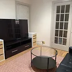 125-#4 Downtown Cozy Upstairs One Bedroom Apt