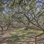 Unique Stay Tiny Everest San Antonio Home!