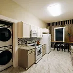 Close To Downtown San Antonio,Tx With Private Backyard And Firepit