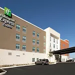 Holiday Inn Express & Suites San Antonio North-Windcrest By Ihg