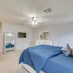 Stylish Family Home 3 Mi To Seaworld San Antonio!