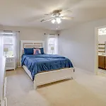 Stylish Family Home 3 Mi To Seaworld San Antonio!