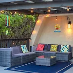 Breathtaking Roof Pool Views, Gameroom, Firepit