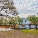 Luxurious Home With Hot Tub & Tree Deck By 6Flags