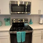 Beautiful Condo On Riverwalk King Suite W Free Parking Pet Friendly Centrally Located On The Riverwalk