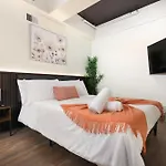 Chic 1Br W Gym & Parking, On Rvrwalk, Near Dome