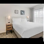 Sonesta Es Suites