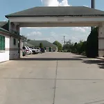 Safari Inn Motel