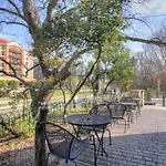 Inn On The Riverwalk